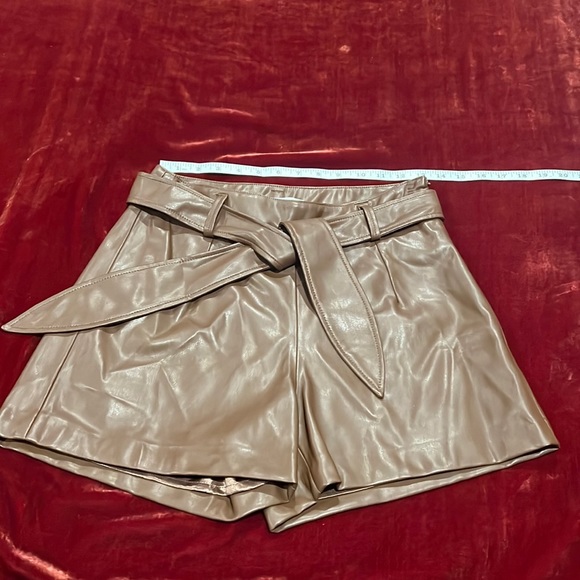 Faux leather high waisted shorts - Picture 1 of 8